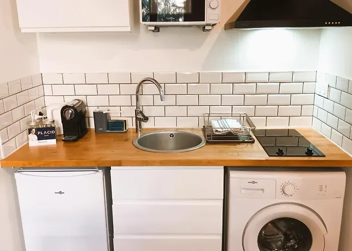 L'explorateur - Gare - Cozy - Wifi - Tv 图尔